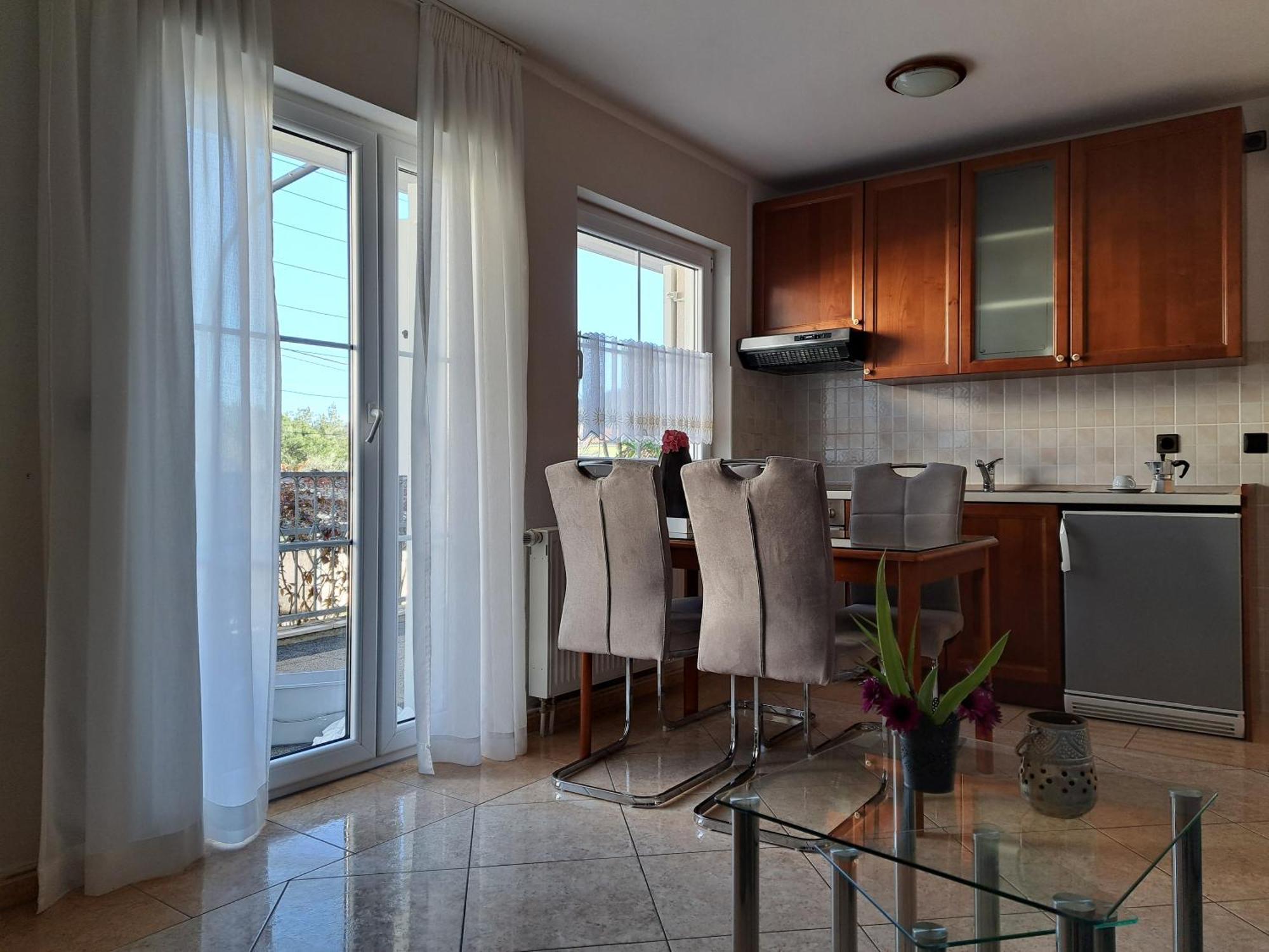 Apartments Kaskada Марина Екстериор снимка