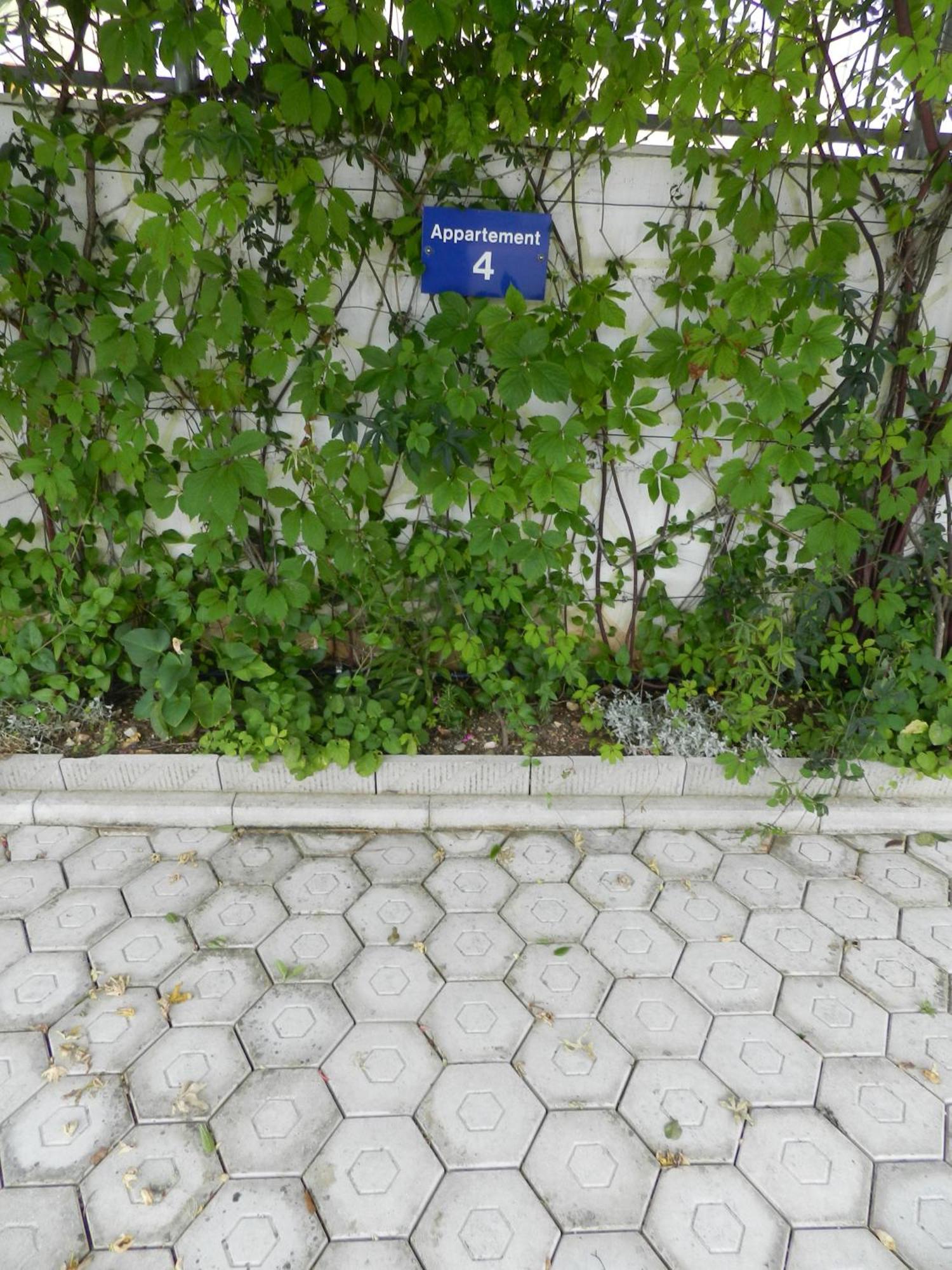 Apartments Kaskada Марина Екстериор снимка